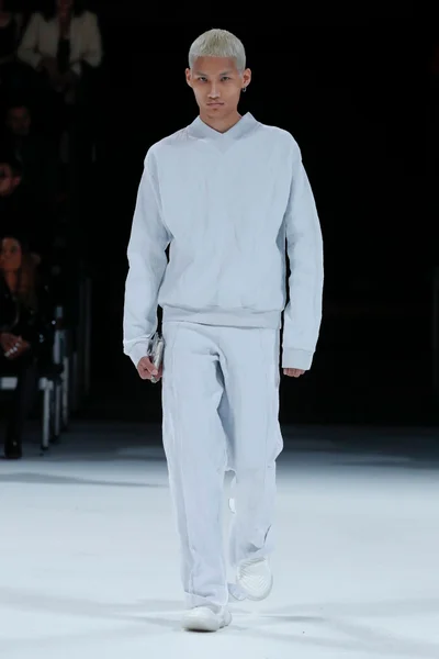 Look 4